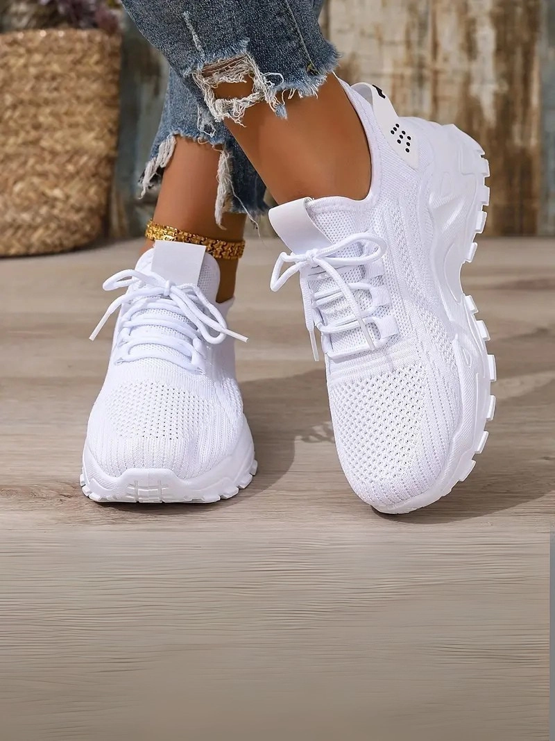 Bağcıklı Rahat Günlük Kullanım İçin Spor Tarz Siyah Kadın Ayakkabı