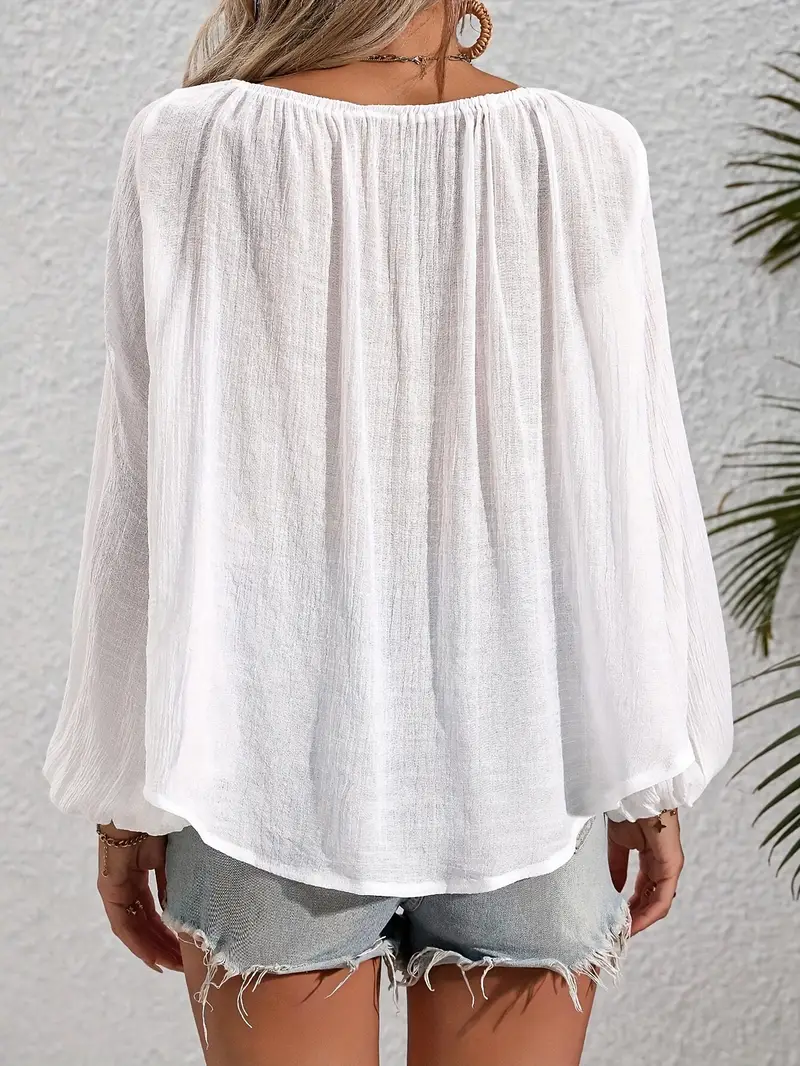 Standart Yaka Fularlı Kısa Kollu Beyaz Kadın Bluz