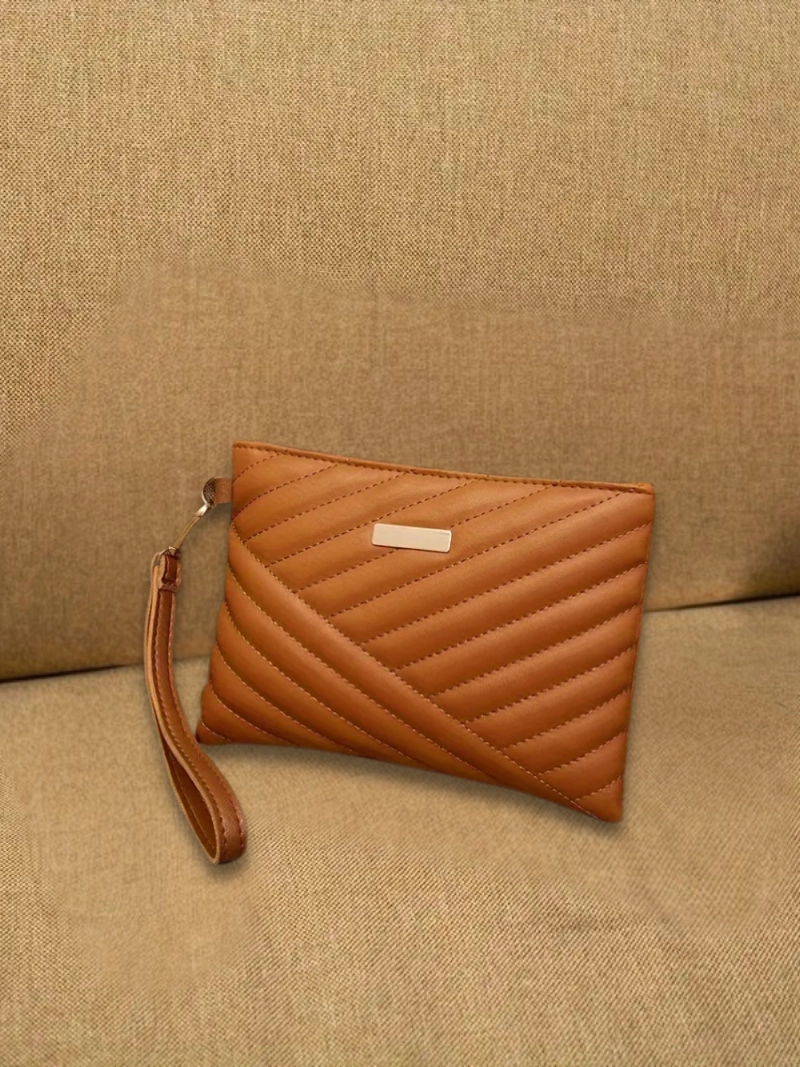 Nakışlı Desenli Ayarlanabilir Kayışlı Büyük Kapasiteli Zarif Kadın El Çantası