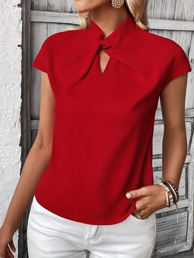 Standart Yaka Fularlı Kısa Kollu Kırmızı Kadın Bluz