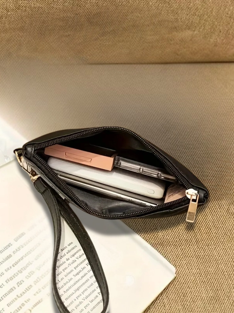 Nakışlı Desenli Ayarlanabilir Kayışlı Büyük Kapasiteli Zarif Kadın El Çantası