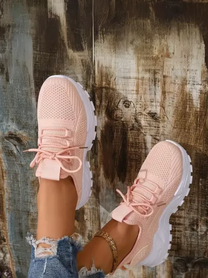 Bağcıklı Rahat Günlük Kullanım İçin Spor Tarz Pembe Kadın Ayakkabı