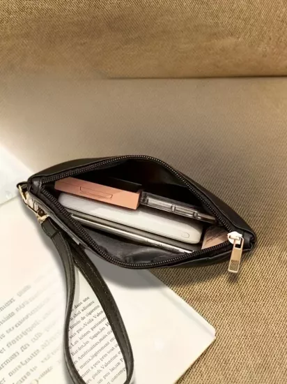 Nakışlı Desenli Ayarlanabilir Kayışlı Büyük Kapasiteli Zarif Kadın El Çantası